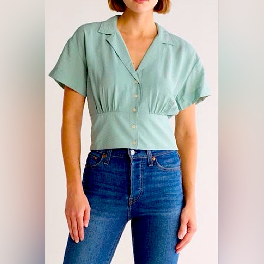 Madewell Drapey Banded Bottom Button-Up Top, Pale Celadon, Small